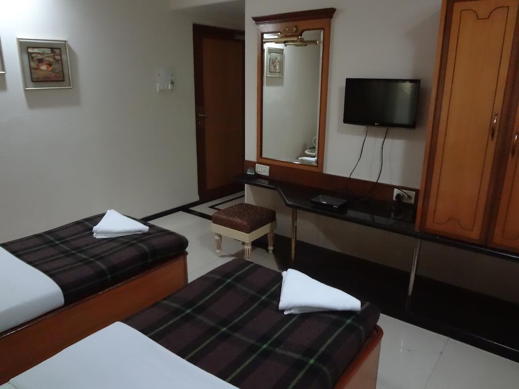 Hotel Ashwin Bombay Habitación foto